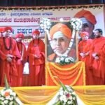 ದಾವಣಗೆರೆಯಲ್ಲಿ ನಡೆದ ಜಯದೇವ ಜಗದ್ಗುರುಗಳ 70ನೇ ಸ್ಮರಣೋತ್ಸವದಲ್ಲಿ ಡಾ. ಶಿವಮೂರ್ತಿ ಮುರುಘಾ ಶರಣರು ಮತ್ತು ಡಾ. ಶ್ರೀಬಸವಪ್ರಭು ಸ್ವಾಮೀಜಿ
