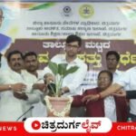 ಚಿತ್ರದುರ್ಗದಲ್ಲಿ ತಾಲ್ಲೂಕು ಮಟ್ಟದ ಯುವ ಸಂಸತ್ ಕಾರ್ಯಕ್ರಮ. ಸಂವಿಧಾನಬದ್ಧ ಹಕ್ಕುಗಳು, ಶಾಂತಿಯುತ ಪ್ರತಿಭಟನೆ ಹಾಗೂ ಸಂಸದೀಯ ಕಲಾಪಗಳ ಬಗ್ಗೆ ವಿದ್ಯಾರ್ಥಿಗಳಿಗೆ ಗಣ್ಯರ ಮಾರ್ಗದರ್ಶನ. ಯುವ ಸಂಸತ್ ವಿಜೇತರಿಗೆ ಸನ್ಮಾನ. ಸಂಪೂರ್ಣ ವರದಿಗಾಗಿ ಓದಿ.